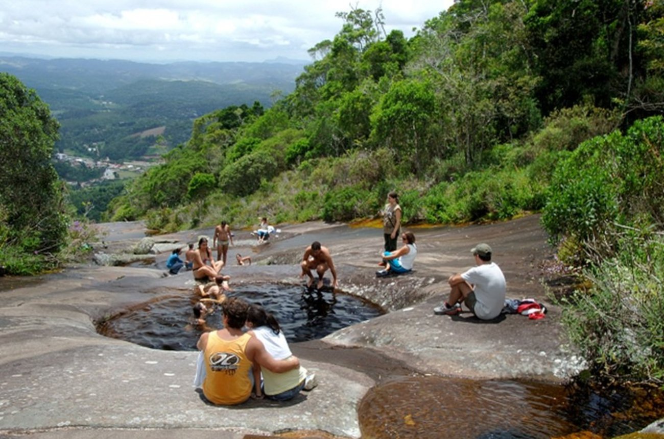 01-1_guia_nacional_es_domingos_martins_pedra_azul-5