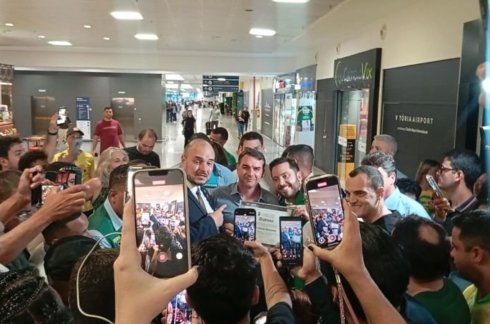 Flavio-Bolsonaro-capa