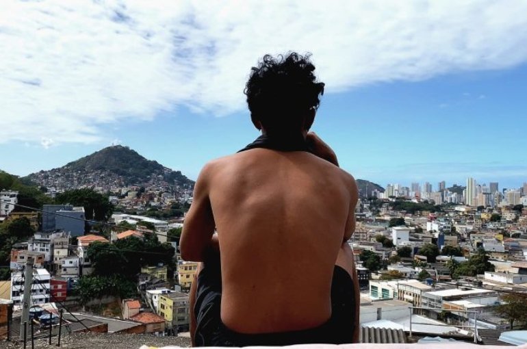 Terceira sessão da temporada do Cineclube El Caracol acontece na Escadaria da Piedade. (Foto: Divulgação)