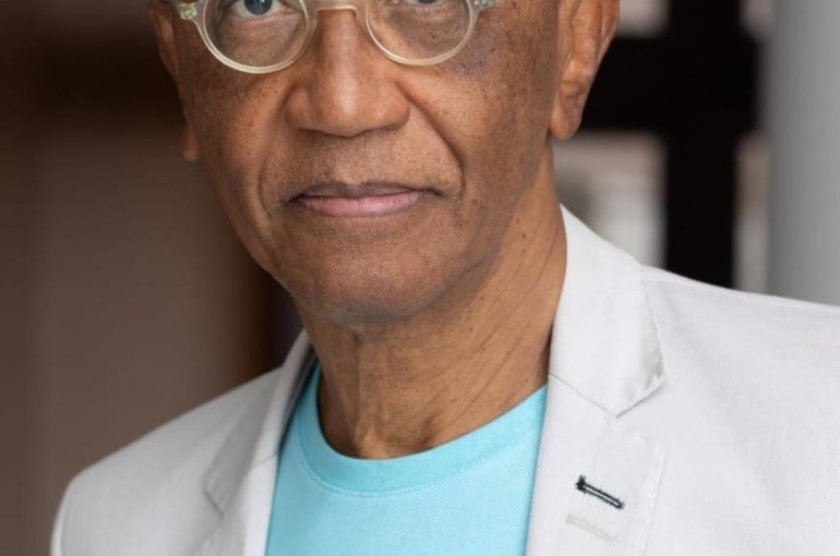 Um dos maiores nomes do movimento negro do Brasil, o professor, escritor e doutor em Administração, Helio Santos, estará em Vitória para o 4º Fórum IOB, em 19 de agosto. (Foto: Divulgação)